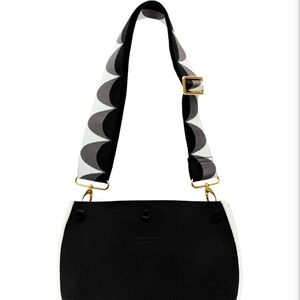 Lesley Evers Maggie Black & White Crossbody Bermuda Bag Adjustable Strap